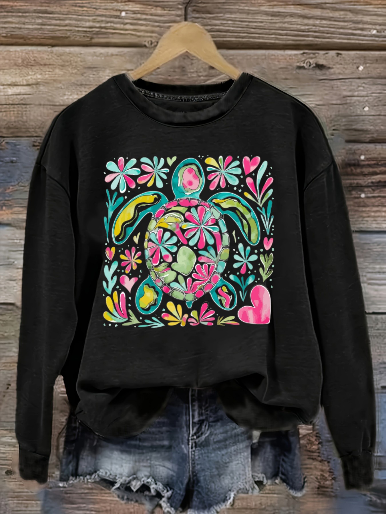 Winter Clothing Design - تي شيرت نسائي كاجوال بأكمام طويلة