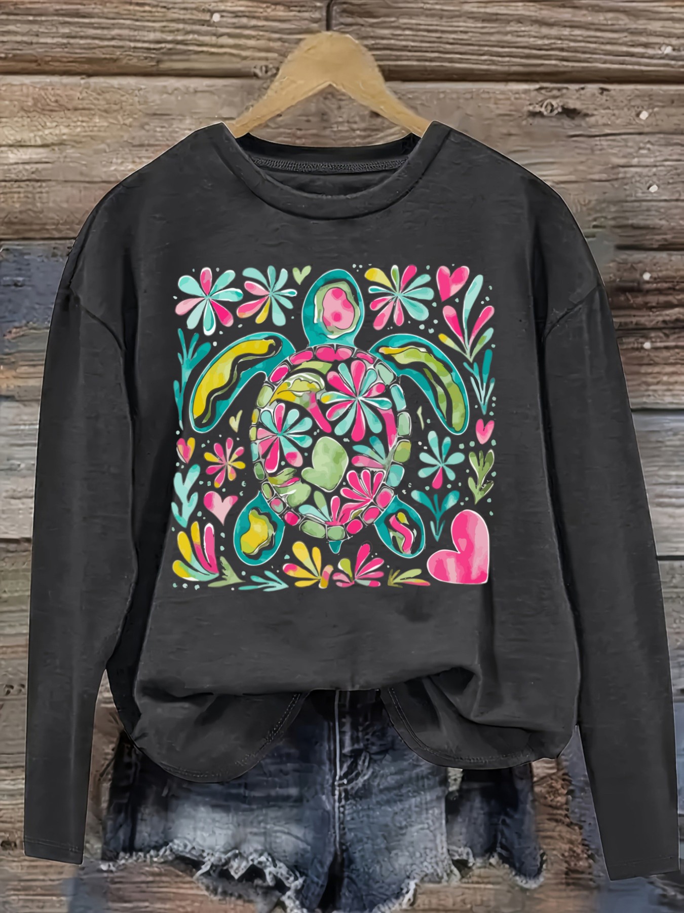 تي شيرت نسائي كاجوال بأكمام طو - مراجعة Winter Clothing Design وسعره